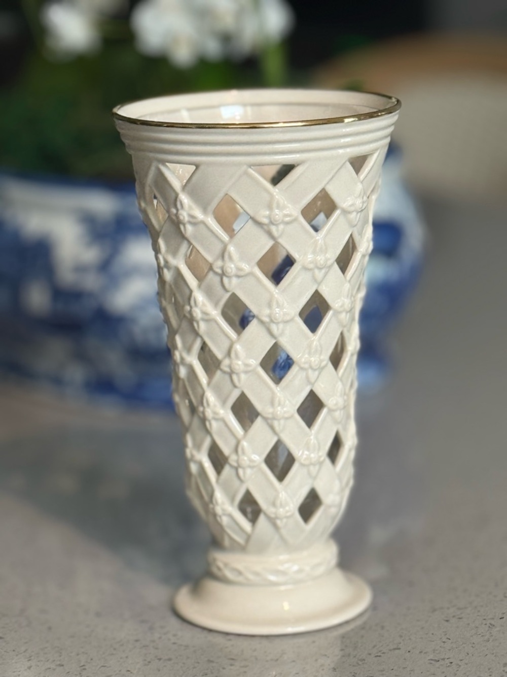 Lenox Cream Ceramic Lattice Vase with Gold Trim